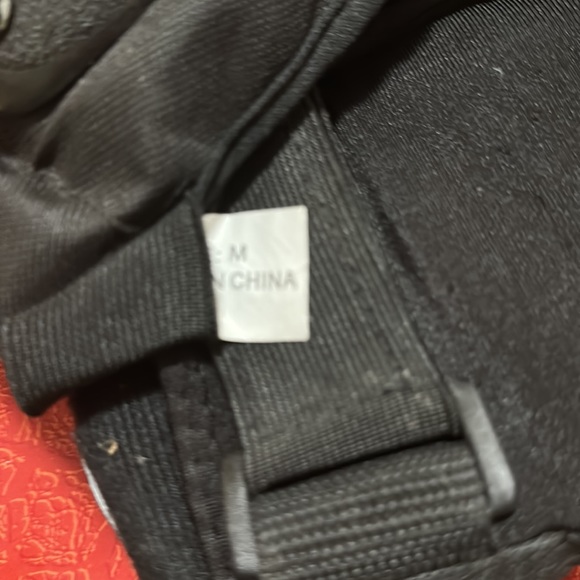 Razor knee pads for riding scooter or roller skating - used - Picture 4 of 5